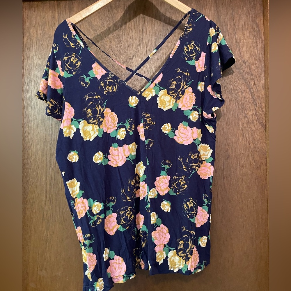 Womens ModCloth Tshirt. Navy floral print, NWOT. Sz Xl